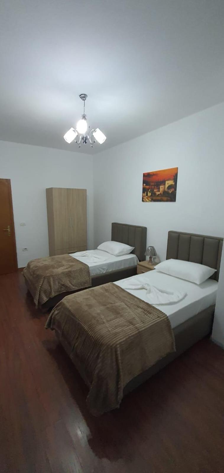 City Center Apartment Shkodër Eksteriør bilde
